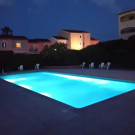 Appartement T2 A La Croix Valmer Piscine Et Tennis Exterior photo