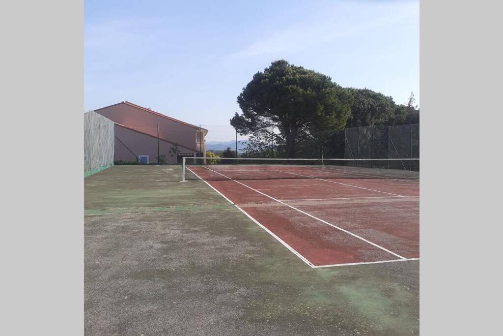 Appartement T2 à Croix Valmer Piscine Et Tennis La Croix-Valmer